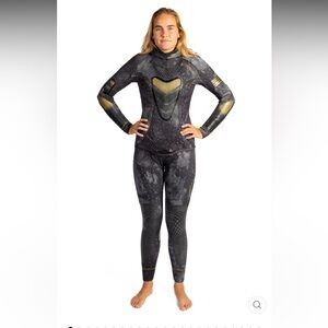 NEW Waihana 1.5MM Wmn’s XS Goliath Grouper Wetsuit Surfing, Diving, Spearfishing